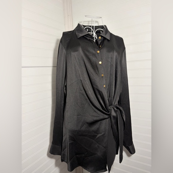 Donna Karan Tops - Donna Karan Black Button-Up Shirt with Gold Button Accents